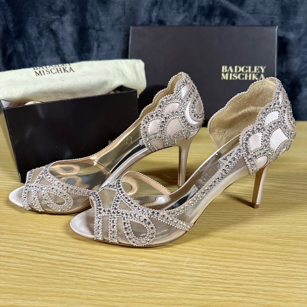 Badgley Mischka Marla Embellished Pink Satin Pumps - Size 10